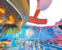 钢铁高炉变身前沿科幻乐园 科技文化融合迸发无穷活力